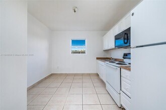 520 SW Krome Terrace in Homestead, FL - Building Photo - Building Photo