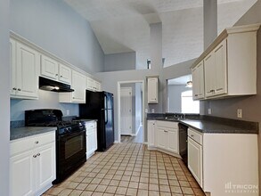 815 Chatham Park Dr SW in Lawrenceville, GA - Building Photo - Building Photo