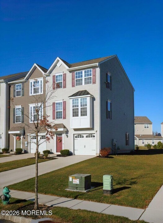 411 Sammy St in Woolwich Township, NJ - Building Photo