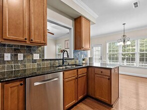 803 Myrtle Grove Ln in Apex, NC - Building Photo - Building Photo
