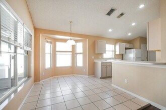 2055 Cranberry Isles Way in Apopka, FL - Foto de edificio - Building Photo