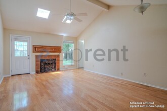 123 E Mistybreeze Cir in Spring, TX - Building Photo - Building Photo