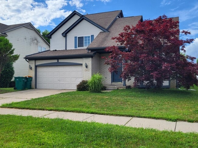 property at 7851 Thornhill Dr