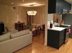 563 E Hazel St in Inglewood, CA - Building Photo - Building Photo