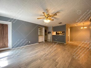 1202 Thorpe Ln in San Marcos, TX - Building Photo - Building Photo