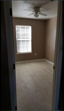 943 Valley Rd, Unit A in Crestview, FL - Building Photo - Building Photo