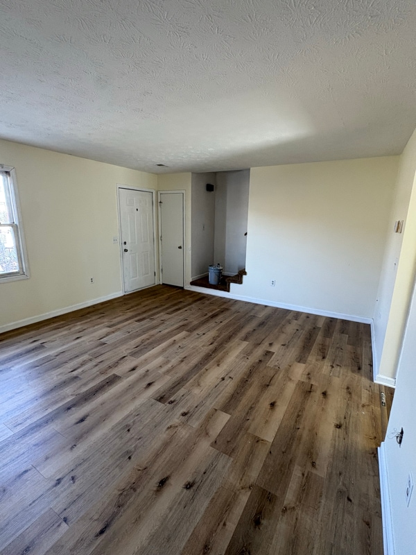 property at 304 S Keeneland Dr