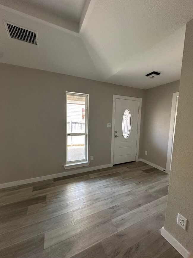 2502 Summer Pl Dr in Arlington, TX - Building Photo - Building Photo
