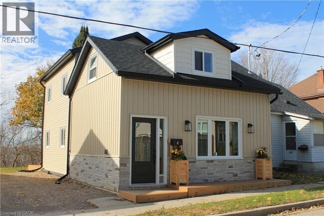 4 John Ave in Brant, ON - Building Photo - Building Photo