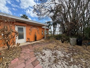 624 N Crooked Lake Dr in Babson Park, FL - Building Photo - Building Photo