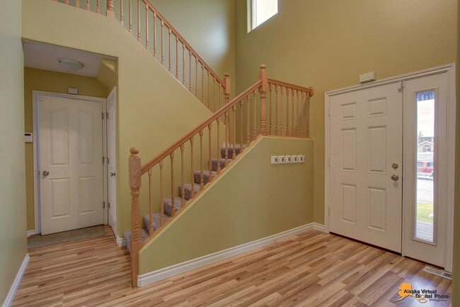 13535 Konrad Cir in Anchorage, AK - Building Photo - Building Photo