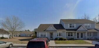204 Courtyard W in Newport, NC - Building Photo