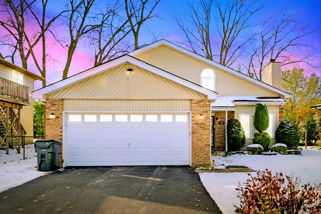 17910 Millstone Rd in Hazel Crest, IL - Building Photo