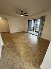 220 Riverbend Dr in Altamonte Springs, FL - Building Photo - Building Photo