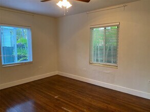 303 SW 24th Rd in Miami, FL - Building Photo - Building Photo