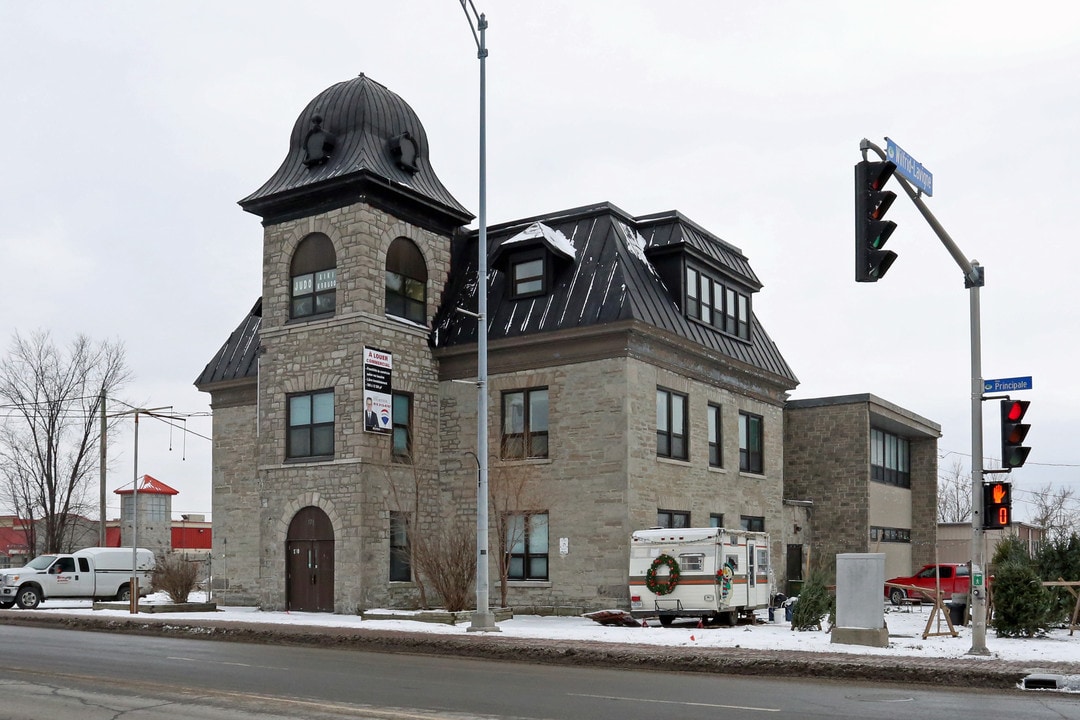 200 Wilfrid-Lavigne Boul in Gatineau, QC - Building Photo