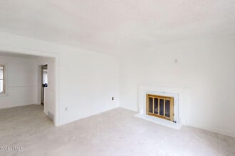 11 Rapple Dr in Colonie, NY - Building Photo - Building Photo