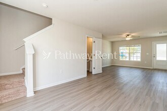 8026 Moose Crk Dr in Charlotte, NC - Building Photo - Building Photo