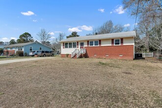 306 Glancy St in Swansboro, NC - Building Photo - Building Photo