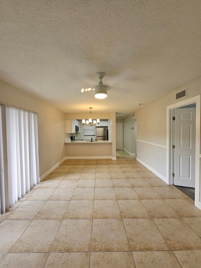 1421 Windorah Way in West Palm Beach, FL - Building Photo - Building Photo