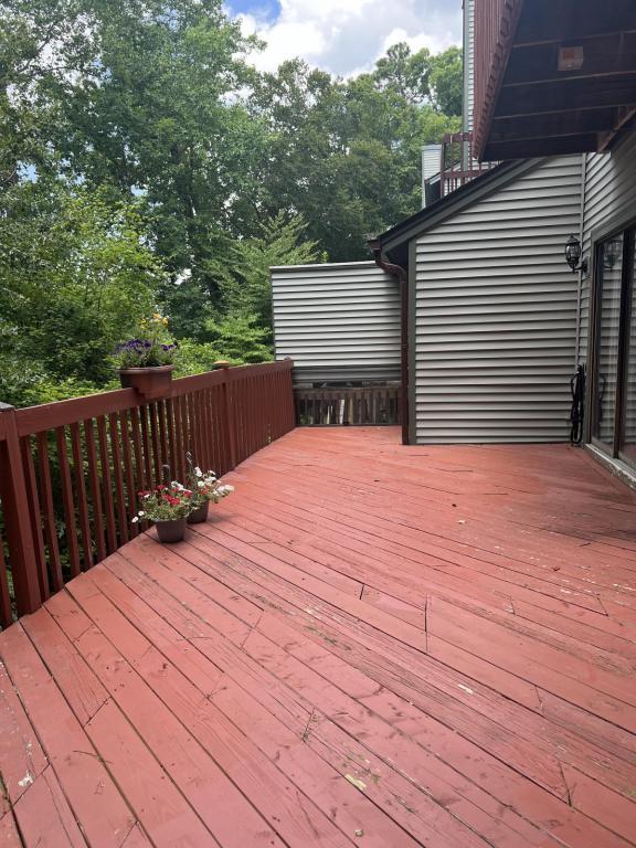363 Bridgewater Dr in Newport News, VA - Foto de edificio - Building Photo