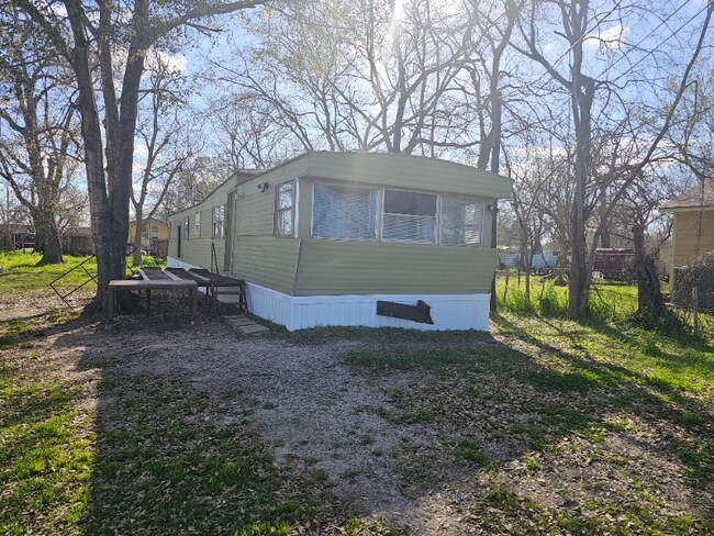 property at 5526 Rotan Dr