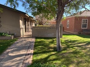 7153 N 57th Dr in Glendale, AZ - Building Photo - Building Photo