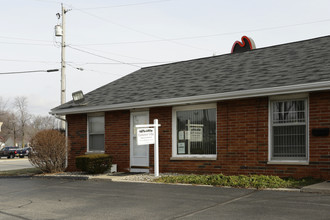 Eastown Villa Apartments in Nappanee, IN - Building Photo - Building Photo