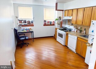 720 S 6th St in Philadelphia, PA - Building Photo - Building Photo