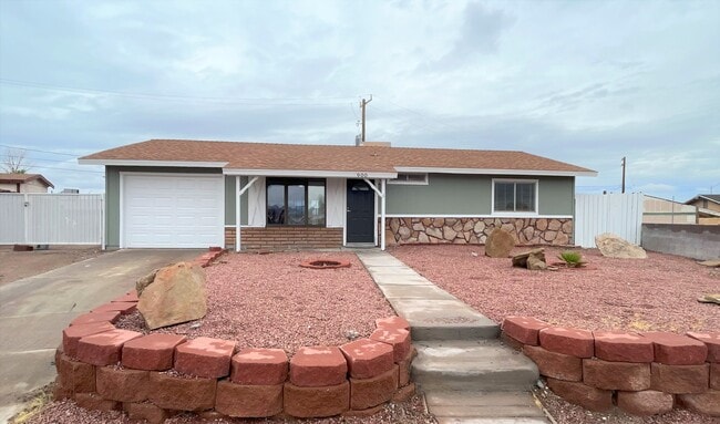 property at 900 Meyers Ct