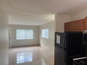 715 NE 2nd Ave in Fort Lauderdale, FL - Building Photo - Building Photo