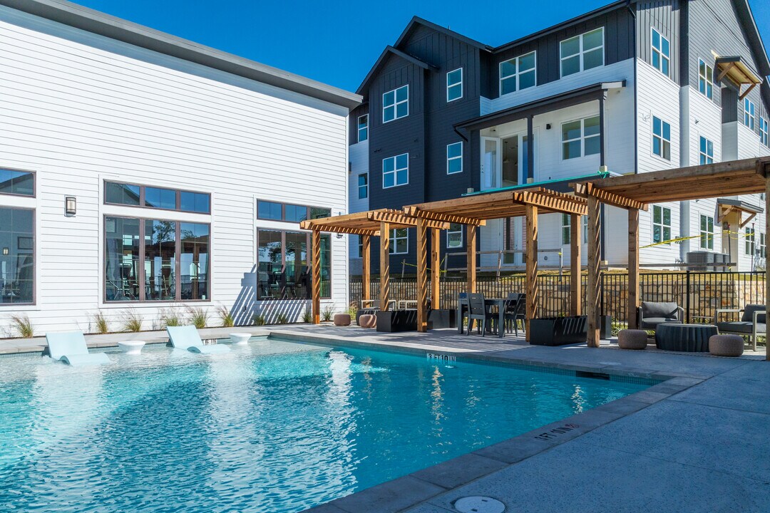 Citizen House Wolf Ranch in Georgetown, TX - Building Photo