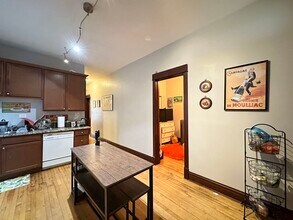 3315 N Albany Ave in Chicago, IL - Building Photo - Building Photo