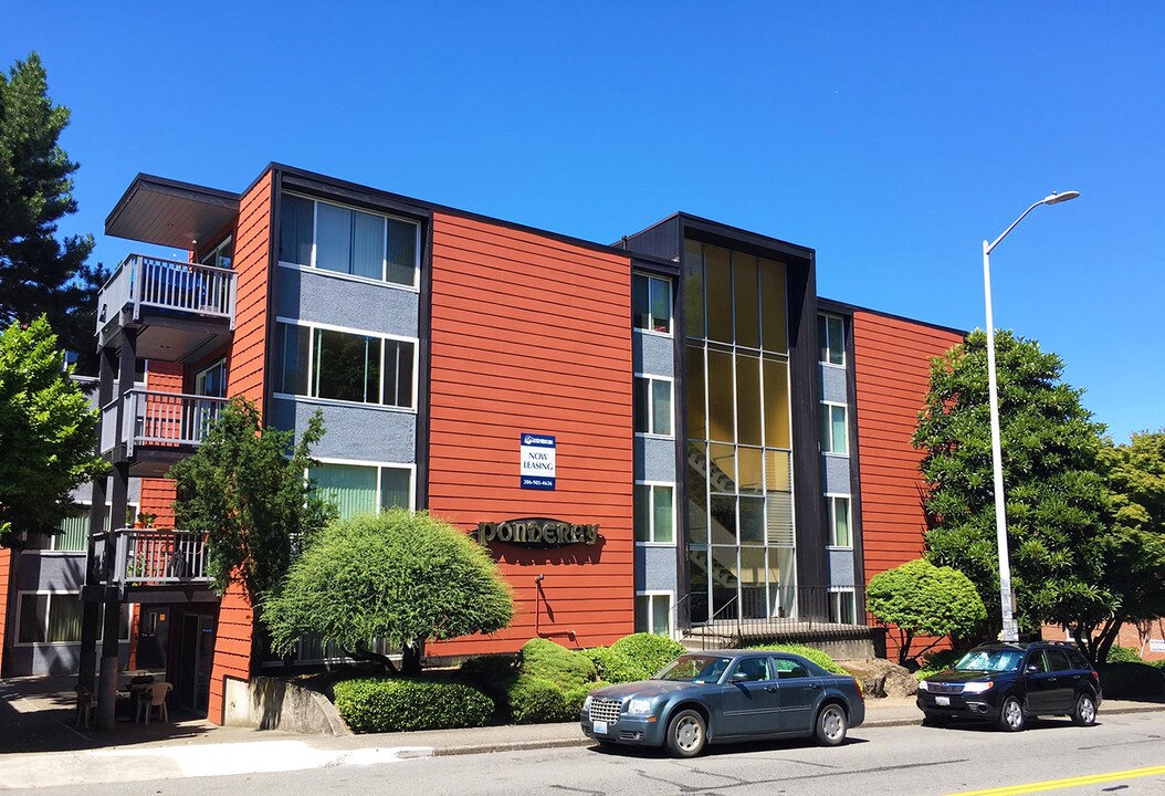5625 15th Ave NE in Seattle, WA - Building Photo