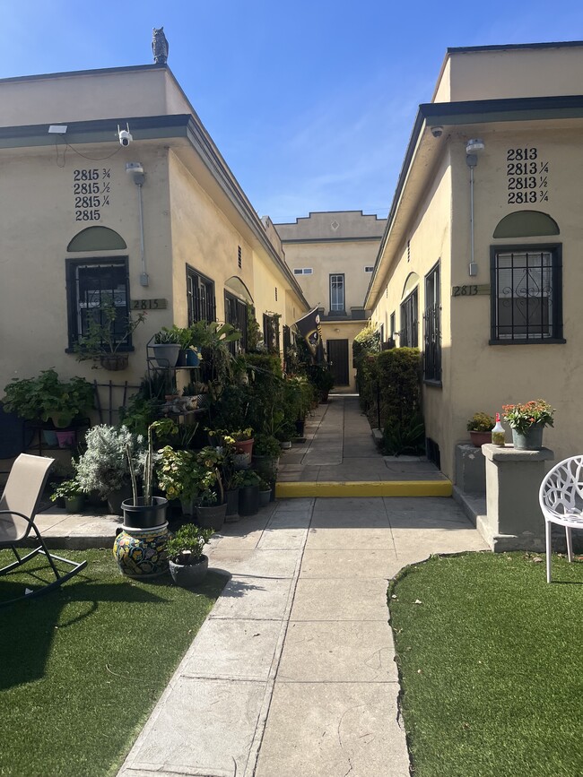 2815 1/4 S Norton Ave, Unit 2815 S Norton Ave in Los Angeles, CA - Building Photo - Building Photo