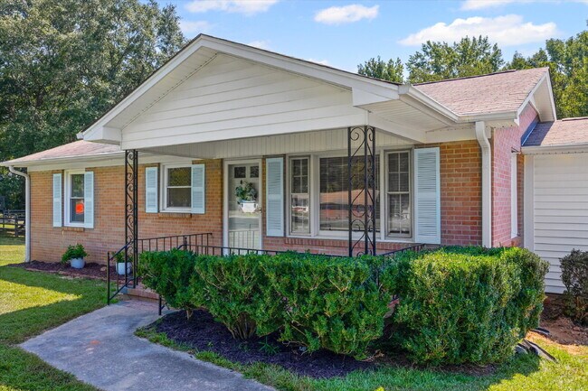 1460 Legion Rd in Fort Mill, SC - Building Photo - Building Photo