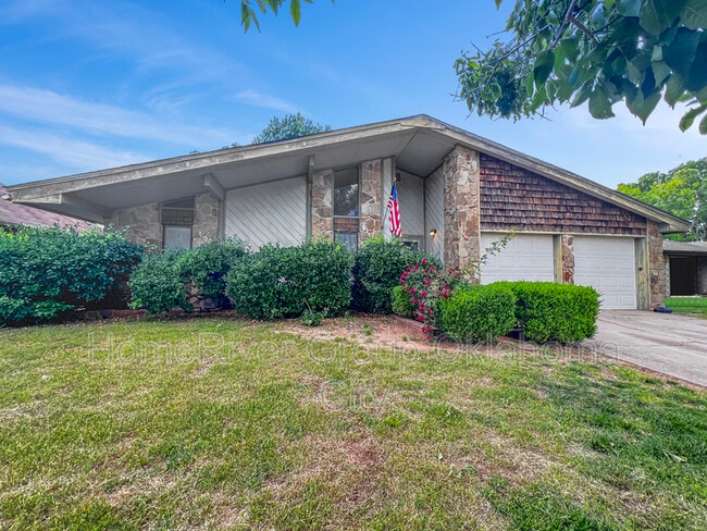 property at 9005 N Davis Ave