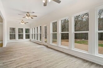 31 Scattered Oaks Dr in Byhalia, MS - Building Photo - Building Photo