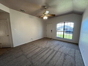 3706 Dustin Ct in Killeen, TX - Building Photo - Building Photo