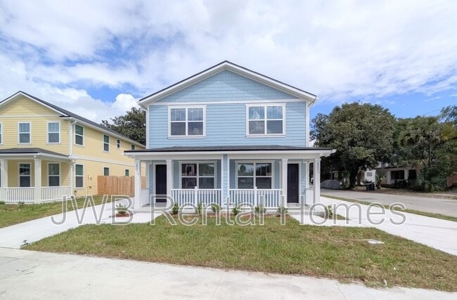 property at 2903 N Pearl St
