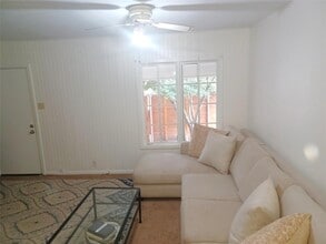 2808 Windsor Rd in Austin, TX - Building Photo - Building Photo