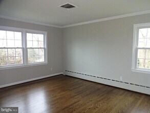 6620 Skyline Ct in Alexandria, VA - Building Photo - Building Photo