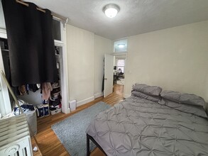 35A Harvard St, Unit 1 in Brookline, MA - Foto de edificio - Building Photo