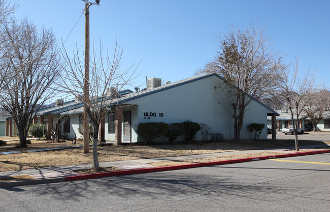 Henderson Heights in El Paso, TX - Building Photo - Building Photo