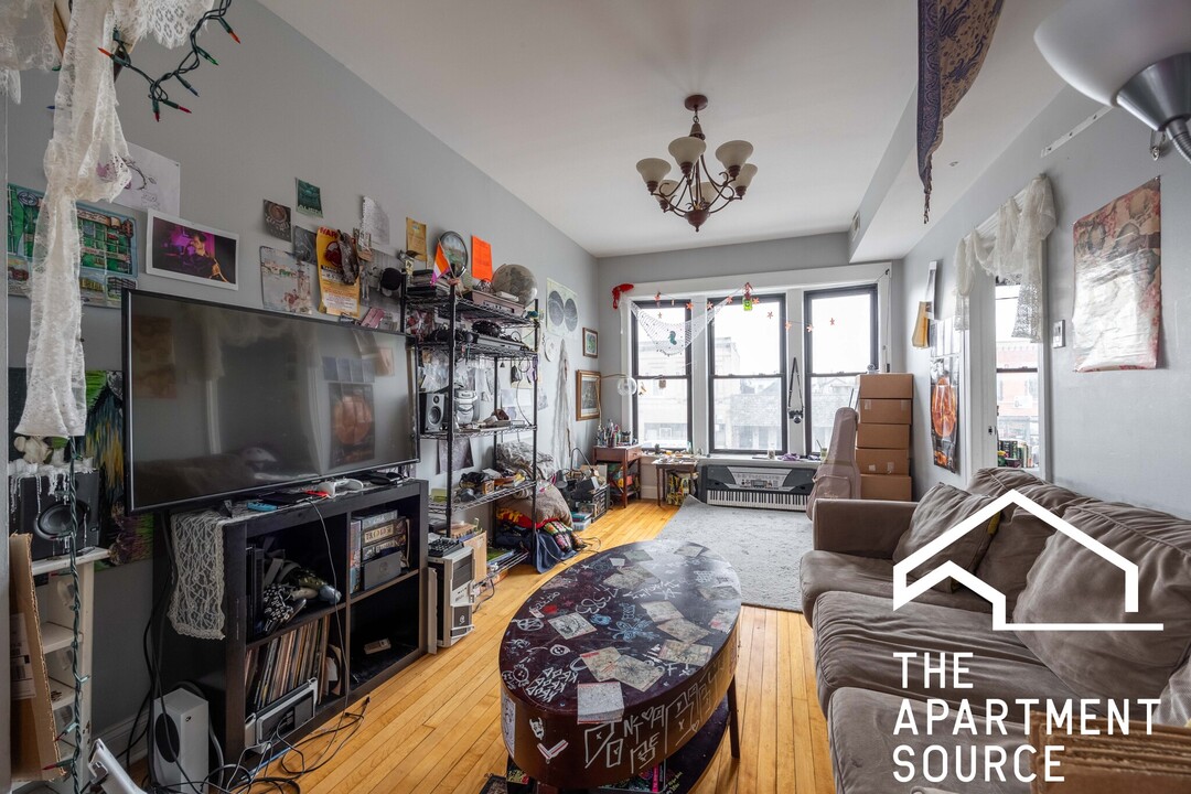 3613 W North Ave in Chicago, IL - Building Photo