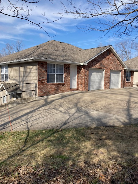 124 Evanlee Ct-Unit -A in Jefferson City, MO - Foto de edificio
