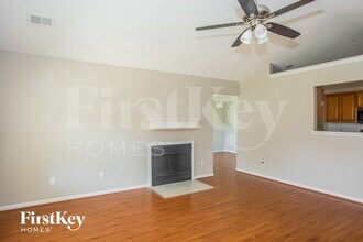 6115 Country Walk Dr in Charlotte, NC - Building Photo - Building Photo