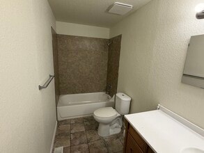 5731 W 92nd Ave in Westminster, CO - Building Photo - Building Photo