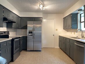 2501 Peach Tree Ln in Cedar Park, TX - Building Photo - Building Photo