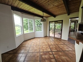 1100 Ainalako Rd in Hilo, HI - Building Photo - Building Photo